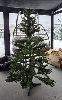 Umělý vánoční stromeček cca 170 cm