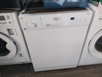 Prodám plně funkční digitální myčku značky WHIRLPOOL