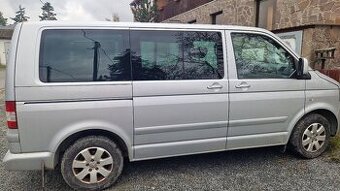 Volkswagen Multivan T5, 2.5 TDI, 128kw.