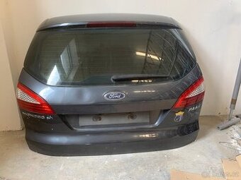 Ford Mondeo Mk4, zadní 5. (páté) dveře