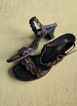 Dámské hnědé sandály Rieker, vel. 39