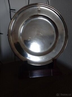 0,5kg stříbrný talíř Anglie-cena stříbra je cca 17.983,-