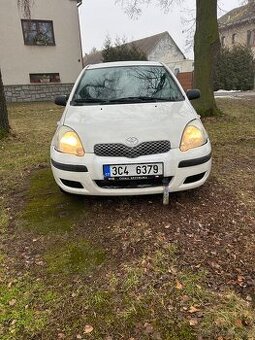 Toyota yaris 1.4. - 1