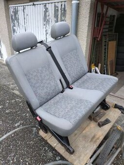 Zadní sedadlo VW T5