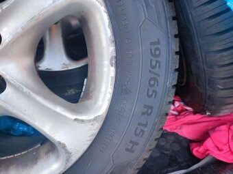 Celoroční nové pneumatiky Barum QUARTARIS 5 + litá kola