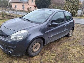 Renault clio 1.6 benzín