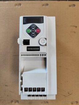 Frekvenční měnič 7,5 kW