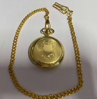 Hodinky cibule zlaté barvy