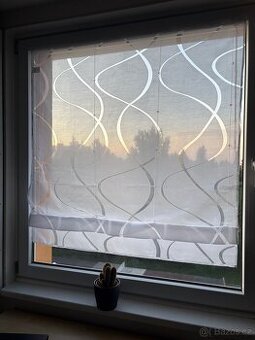 Římská záclona na suchý zip.