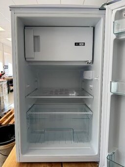 Lednička Candy COT1S45EW