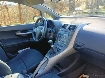 Toyota Auris 1.6 benzín 2008