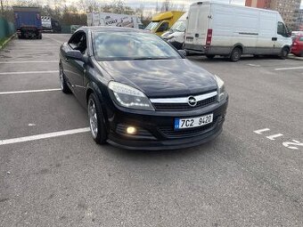 OPEL ASTRA CC TWINTOP 1,8i 103kw cabrio
