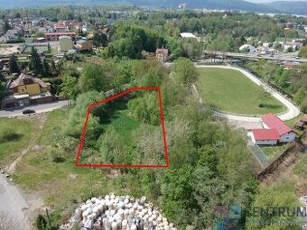 Prodáváme exkluzivně stavební pozemek o výměře 2866 m2, ul. 