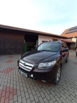 Prodám auto značky Hyundai Santa Fe. - 1