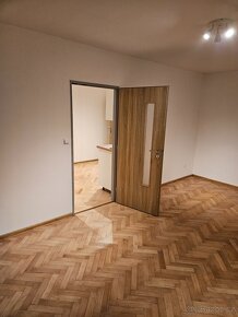 Byt 3+kk 57m2 Zruč n.S. , STAV NOVÝ, ZAHRADA, PARKOVÁNÍ
