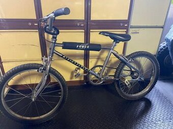 Prodám BMX Speciál Velamos