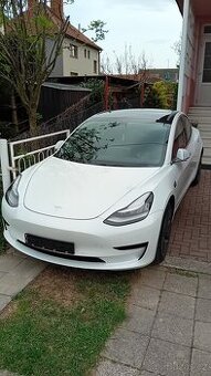 Tesla model 3 - 1