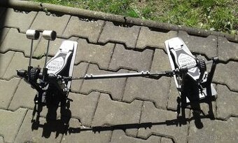 Double pedal