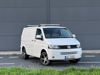 Volkswagen transporter T5.1   2.0 tdi
