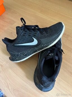 Nike Kyrie Low 2