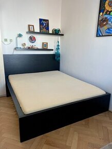 postel MALM - IKEA, 160x200 + rošty + matrace zdarma