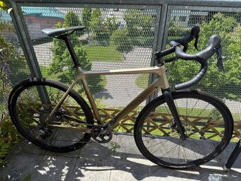 Karbonové Gravel kolo Van rysel