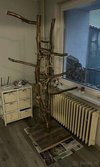 strom pro papouška - 1