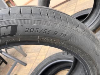 Letní pneu Michelin 205/55 R19