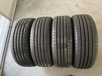 prodám letní pneumatiky 205/55/17 Apollo a Lassa sada