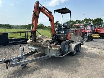 Hitachi zx17u s přívěsem