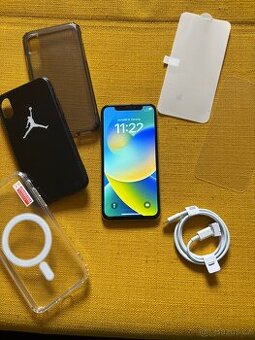 iPhone X 64GB bílý