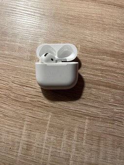 Airpods 4
