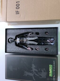 Hot toys - 1