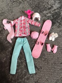 Oblečení Barbie