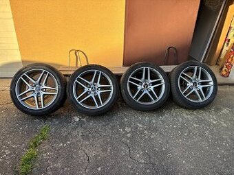 kola mercedes AMG 245/45/19 originál
