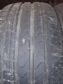 Pirelli 275/40R21 letní