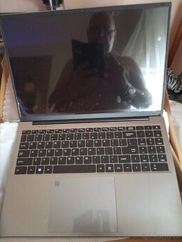 Nový laptop