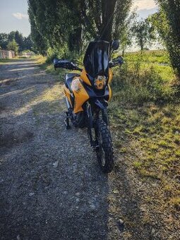 Honda Transalp 700