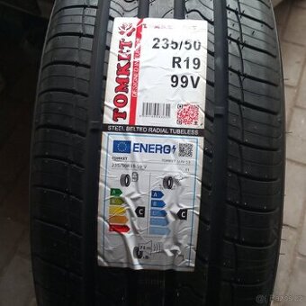 pneu 235/50 R19 SUV