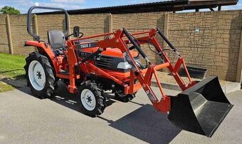 Malotraktor Kubota GL 241 s čelním nakladačem