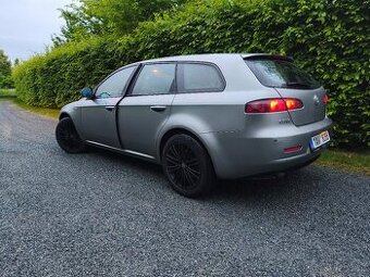 Alfa Romeo 159 1.9 JTD 88 kW r.v.2010