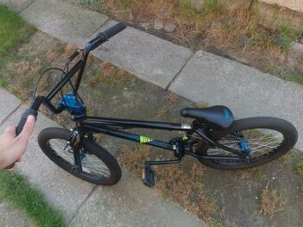 Prodám BMW Mongoose Legion L10, černé 2018