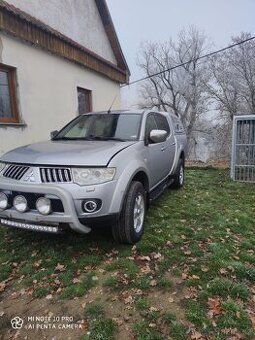 Mitsubishi l200