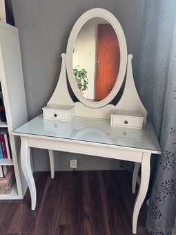 Toaletný stolík Hemnes Ikea