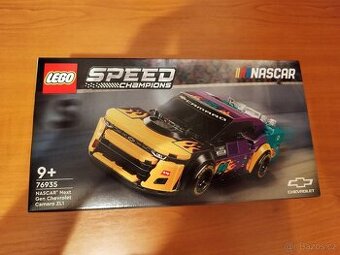 LEGO Speed Champions 76935 NASCAR Next Gen Chevrolet Camaro