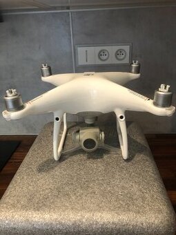 DJI Phantom 4 Advanced