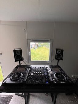 2x Pioneer 3000