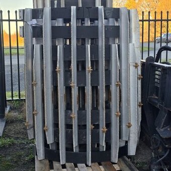 Pásy PB 600, rolba, ratrak, Pisten Bully