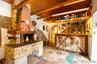 Prodej chalupy s ubytováním , 295 m2, pozemek 3066 m2, Beneš