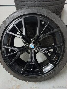 BMW 5 G30 zimní M845 dvourozměr 245 40 19 a 275 35 19 6mm